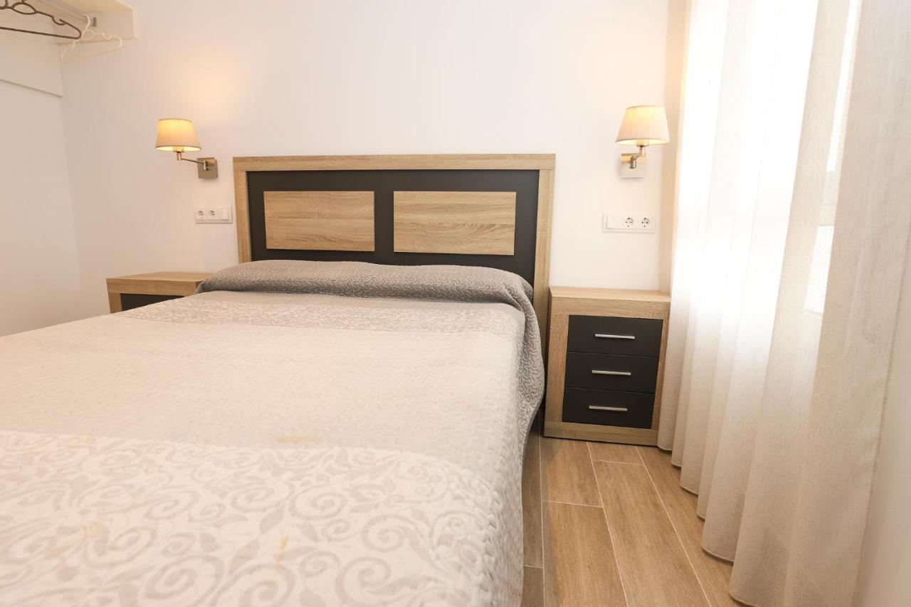 Apartaments Agneta - Vela Cambrils Exterior foto
